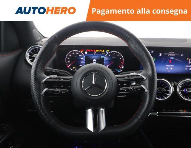 MERCEDES-BENZ GLA 180 Automatic AMG Line Premium