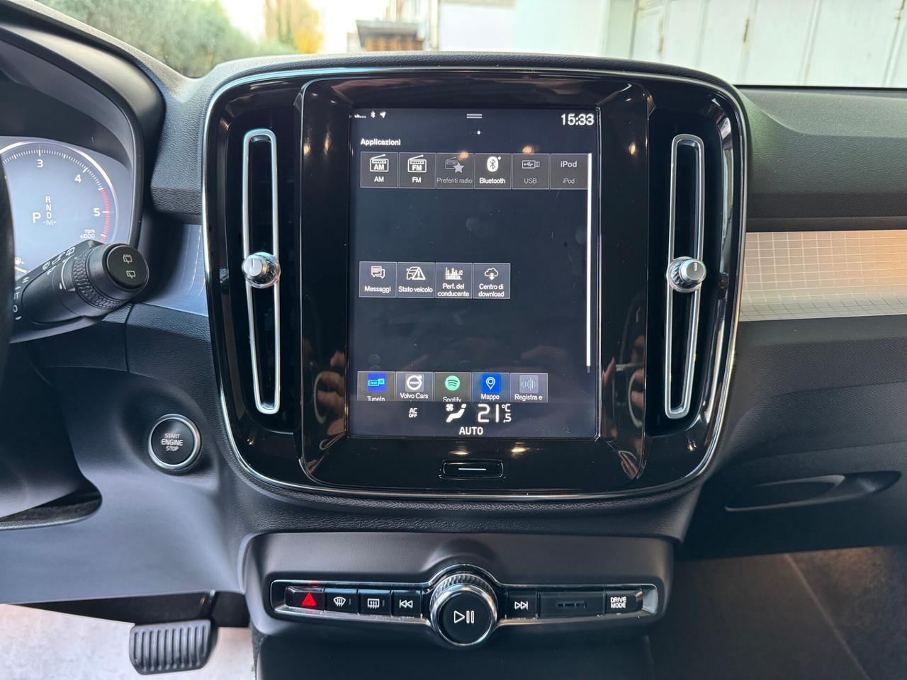 Volvo XC40 D3 AWD MOMENTUM GEART 1P GARANZIA24MESI