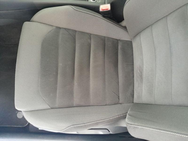 Volkswagen Golf 1.6 TDI Comfortline BlueMotionTechnology
