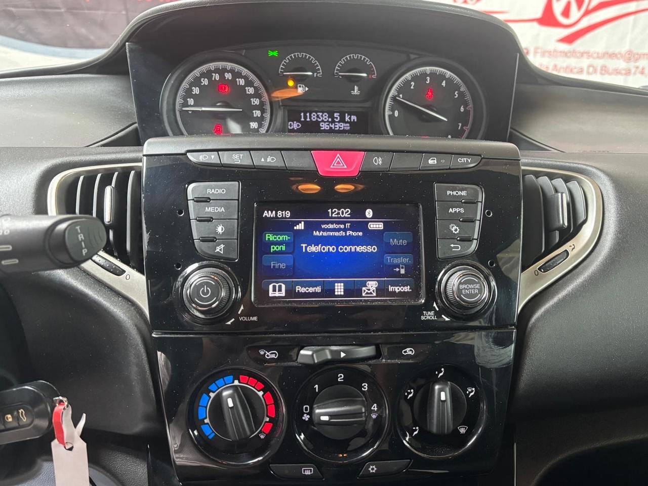 Ypsilon 1.2 69 CV 5P Platinum