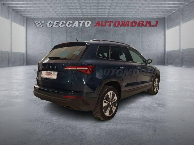 Skoda Karoq 2022 1.0 tsi Executive 110cv