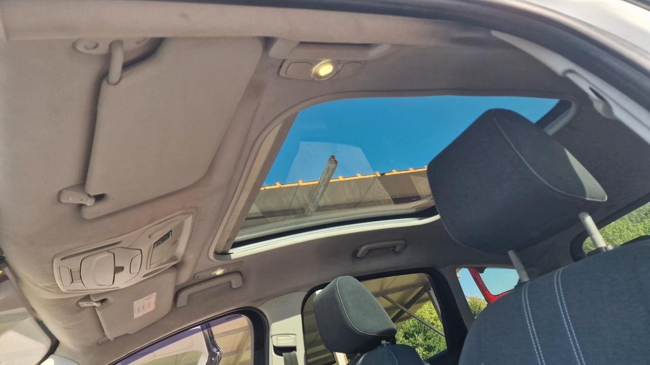 Ford C-Max 2.0 TDCi 163CV Titanium "GANCIO TRAINO"