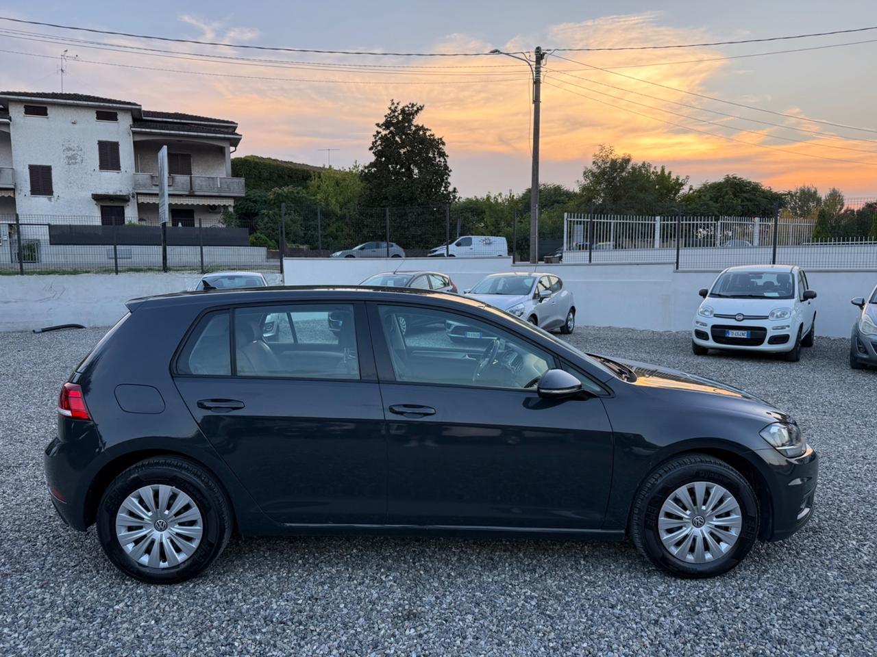 Volkswagen Golf 1.0 TSI 85 CV 5p. Trendline BlueMotion Technology