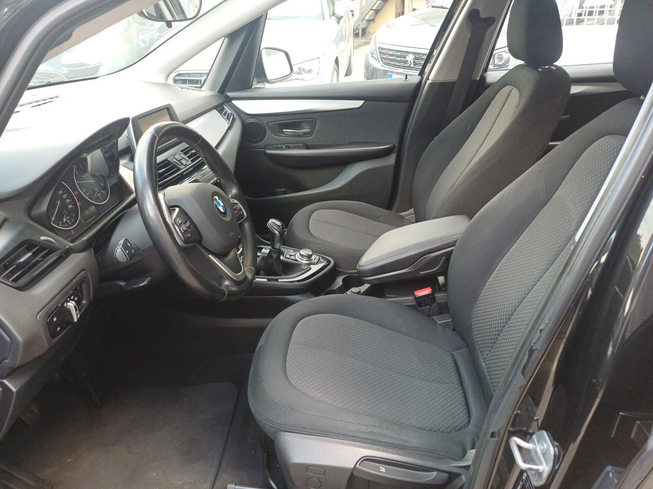 Bmw 2er Active Tourer 218d Luxury
