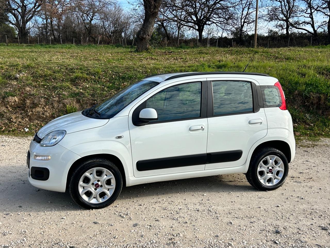 Fiat Panda 0.9 TwinAir Turbo Natural Power Lounge