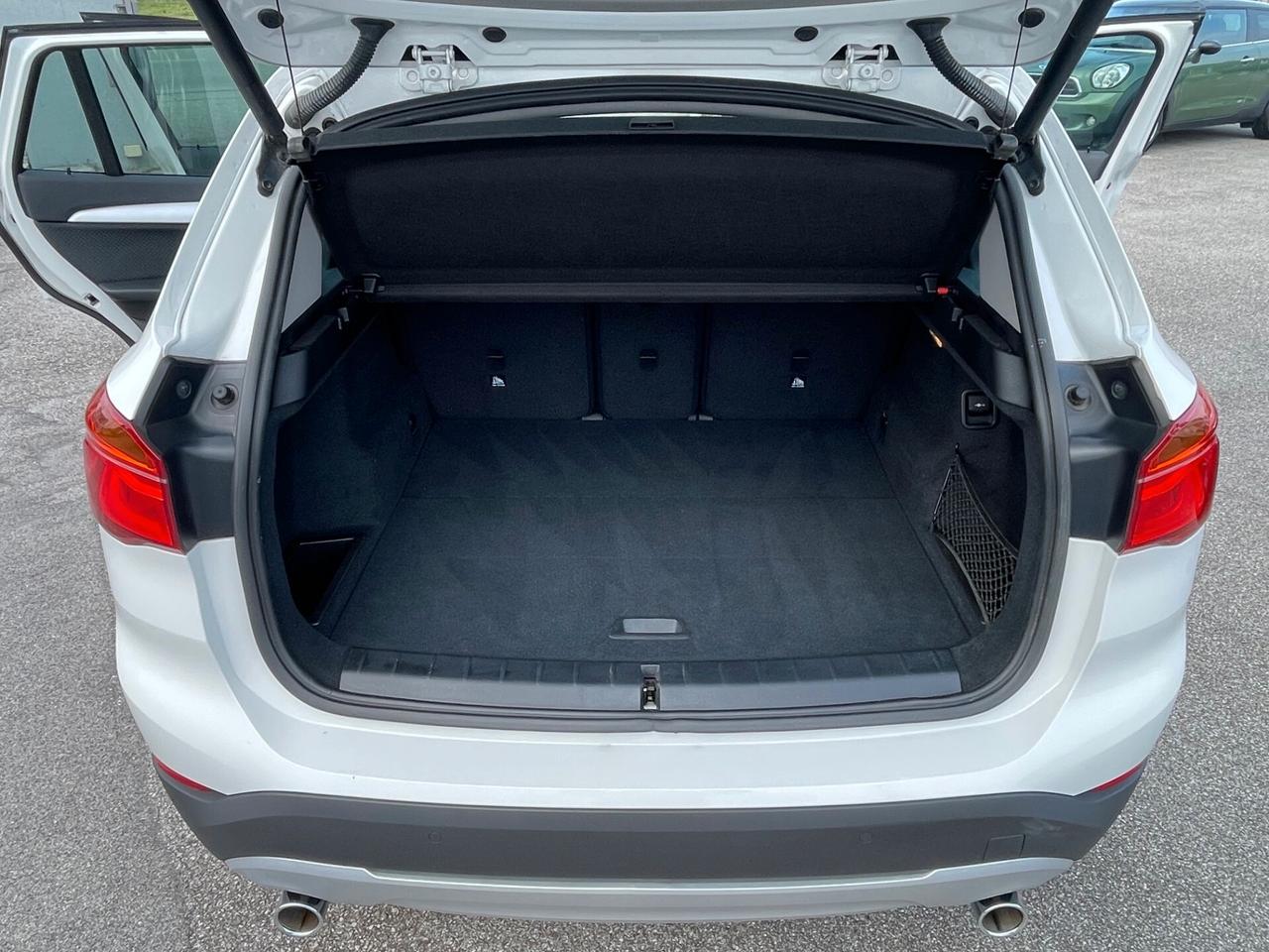 Bmw X1 sDrive18d Advantage auto