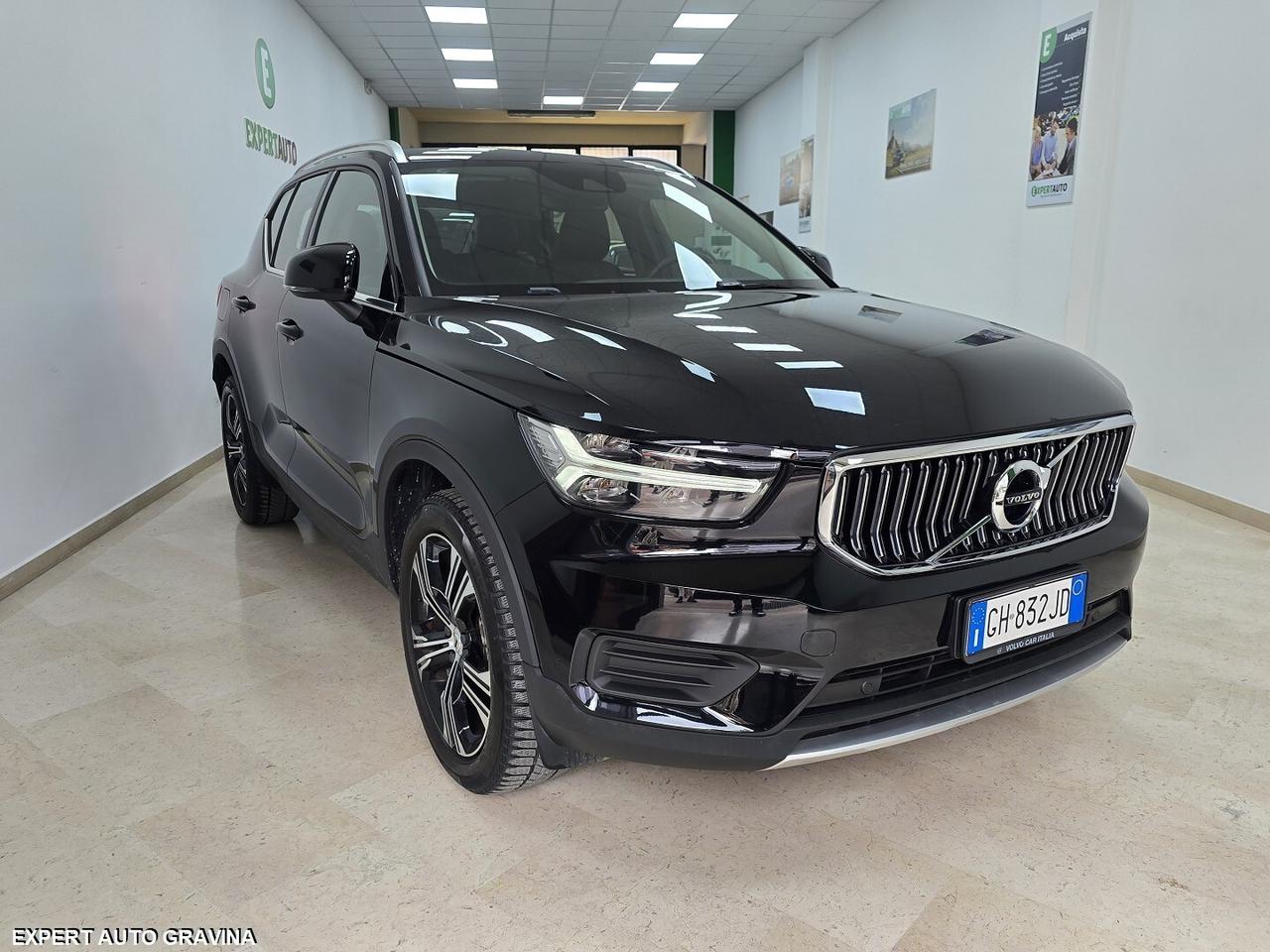 VOLVO XC40 INSCRIPTION PLUG-IN