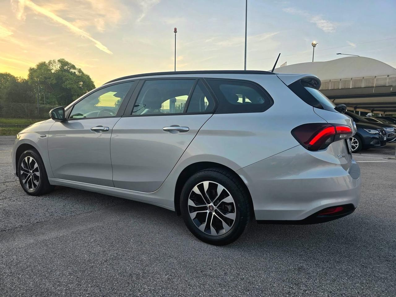 FIAT TIPO 1.3 Mjt S.W. Business - Led Navi