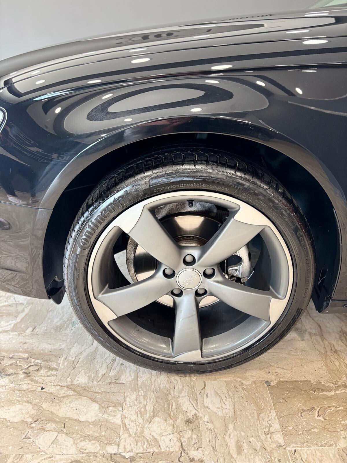 Audi A4 Avant 2.0 TDI 177 CV quattro S tronic Advanced