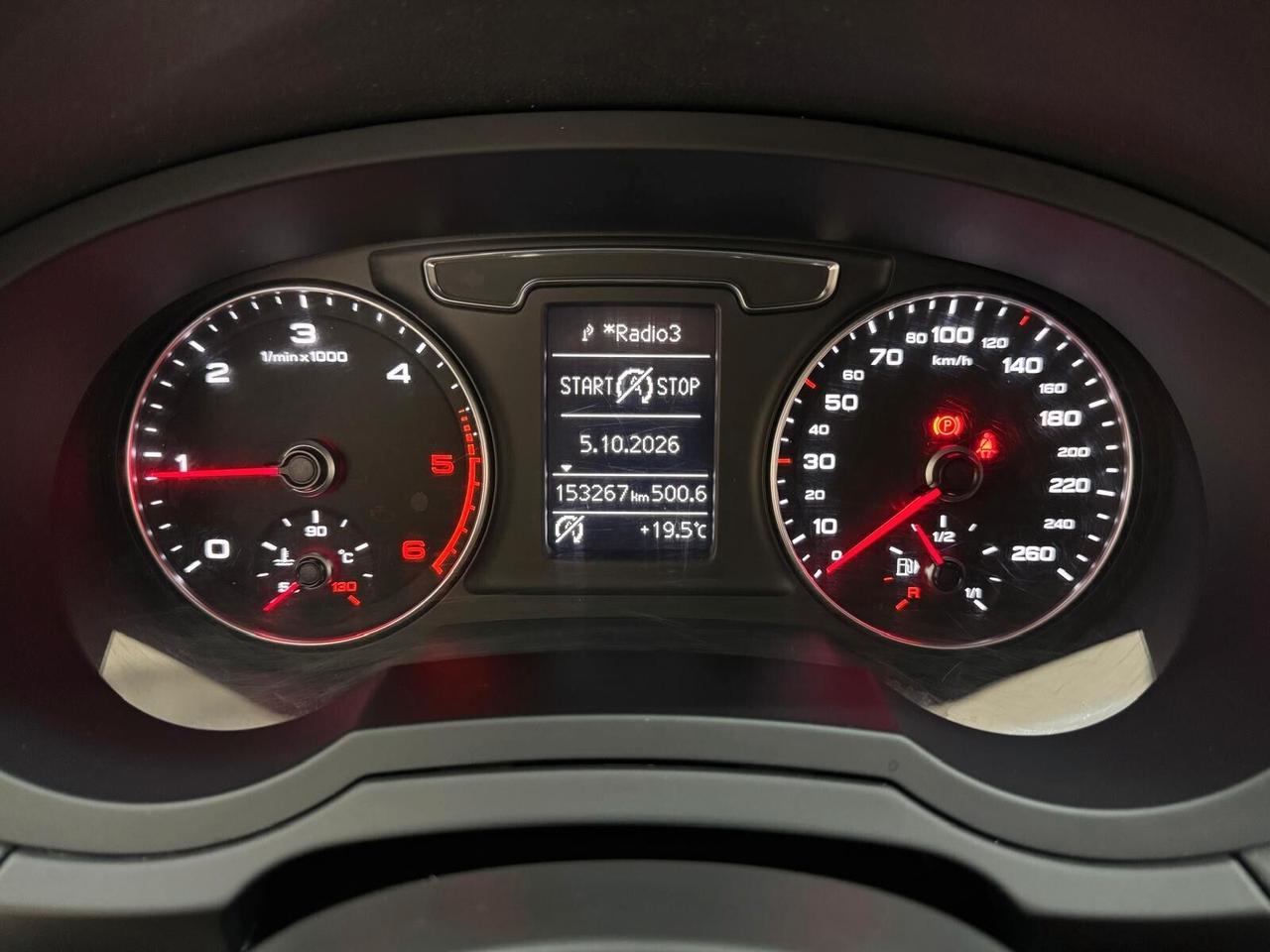 Audi Q3 2.0 TDI 120 CV Business 2015