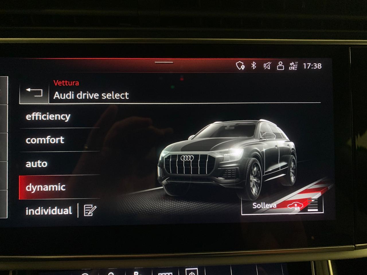 Audi Q8 55 TFSI quattro tiptronic S line