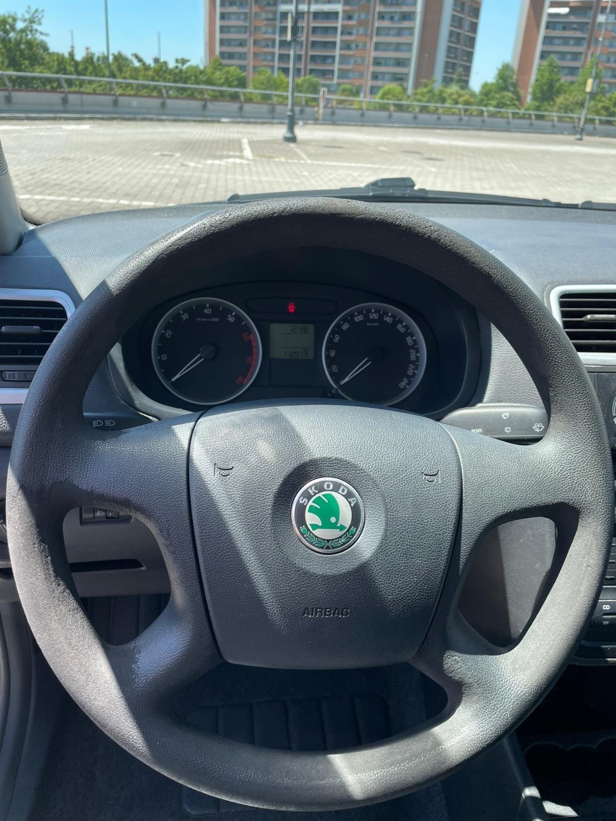 Skoda Fabia 1.4 5p. OK NEOP. UNI.PRO EURO 4 12 MESI GARANZIA