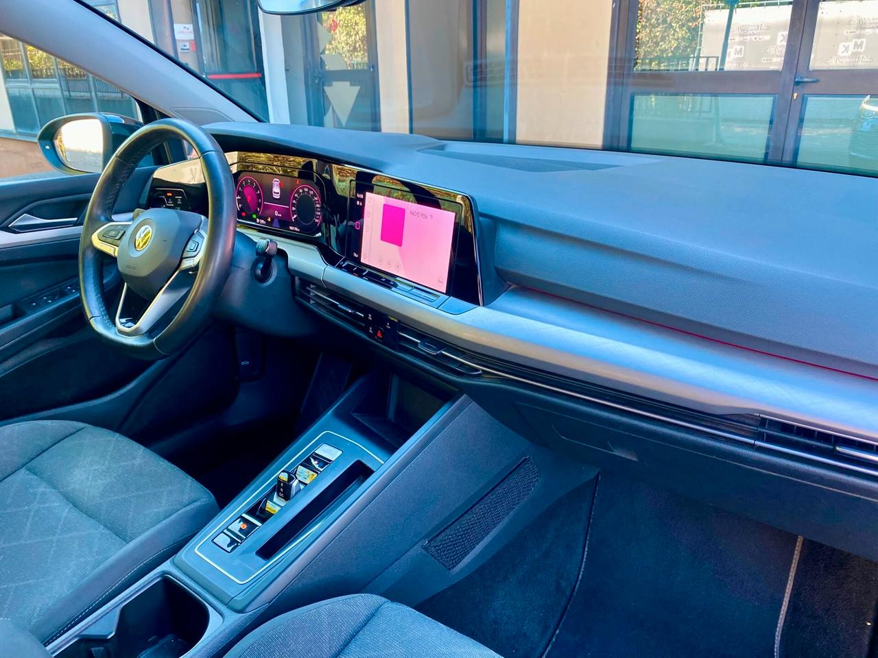 Volkswagen Golf 1.0 etsi evo Life 110cv dsg- LED- LUCI-PDC- GARANZIA