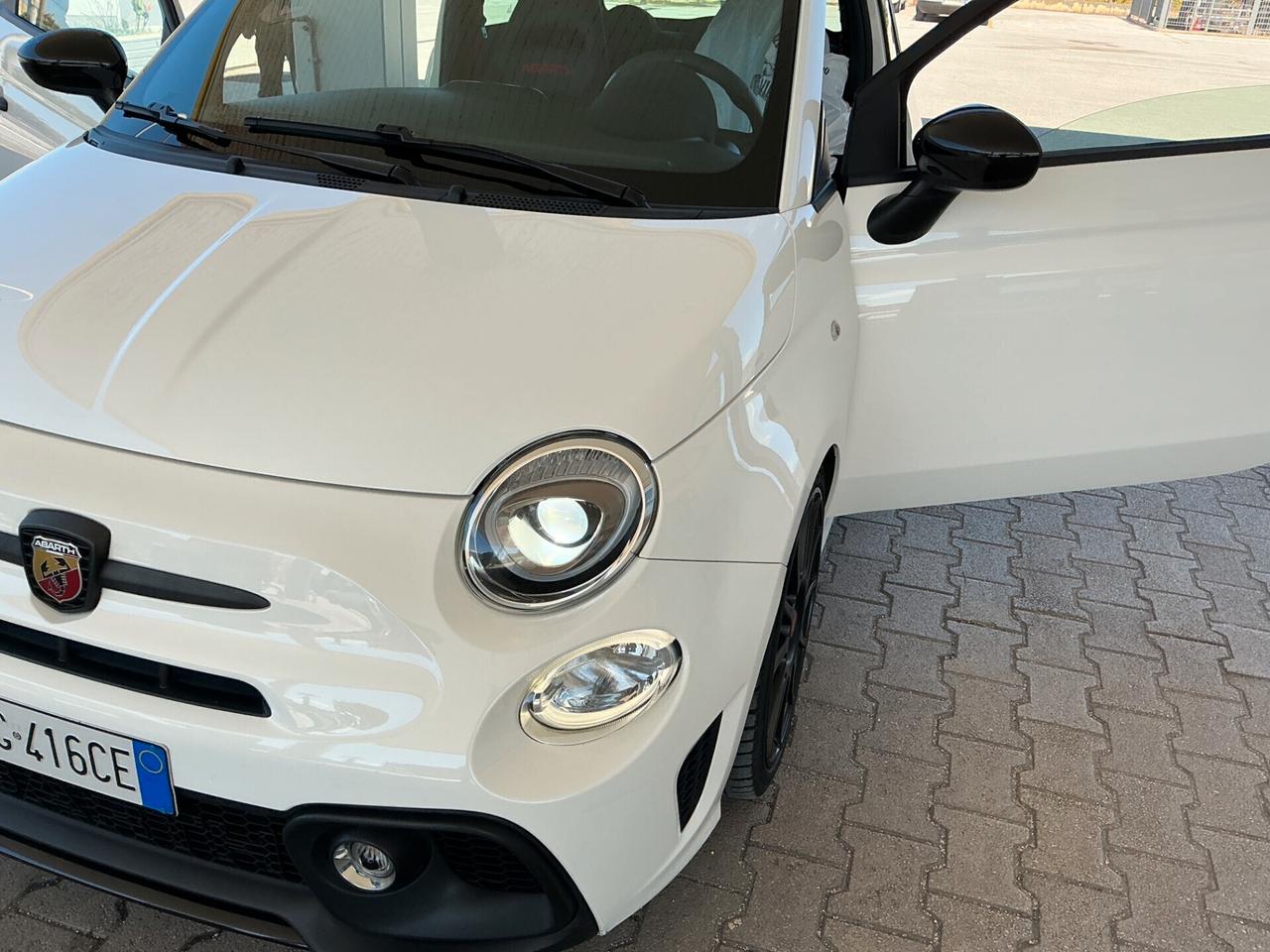 Abarth 595 1.4 Turbo T-Jet 180 CV Esseesse