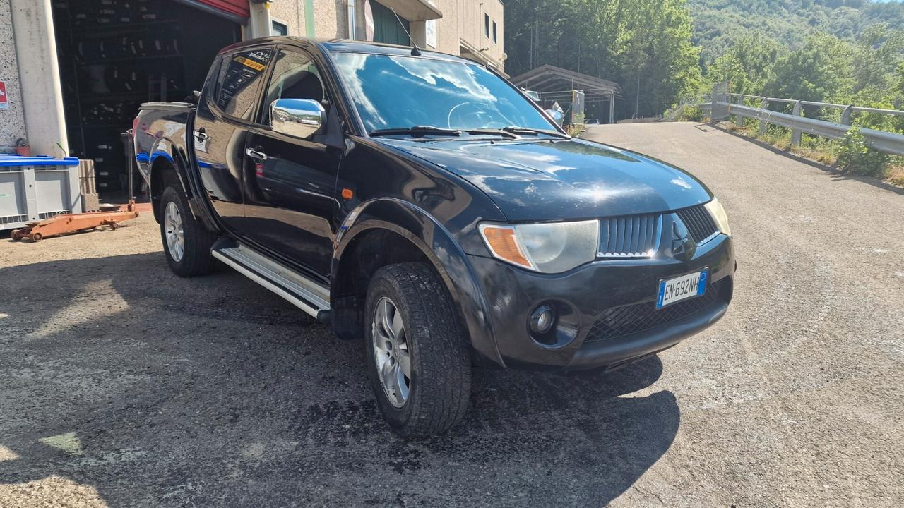 Mitsubishi L200 2.5 DI-D/136CV Double Cab Intense