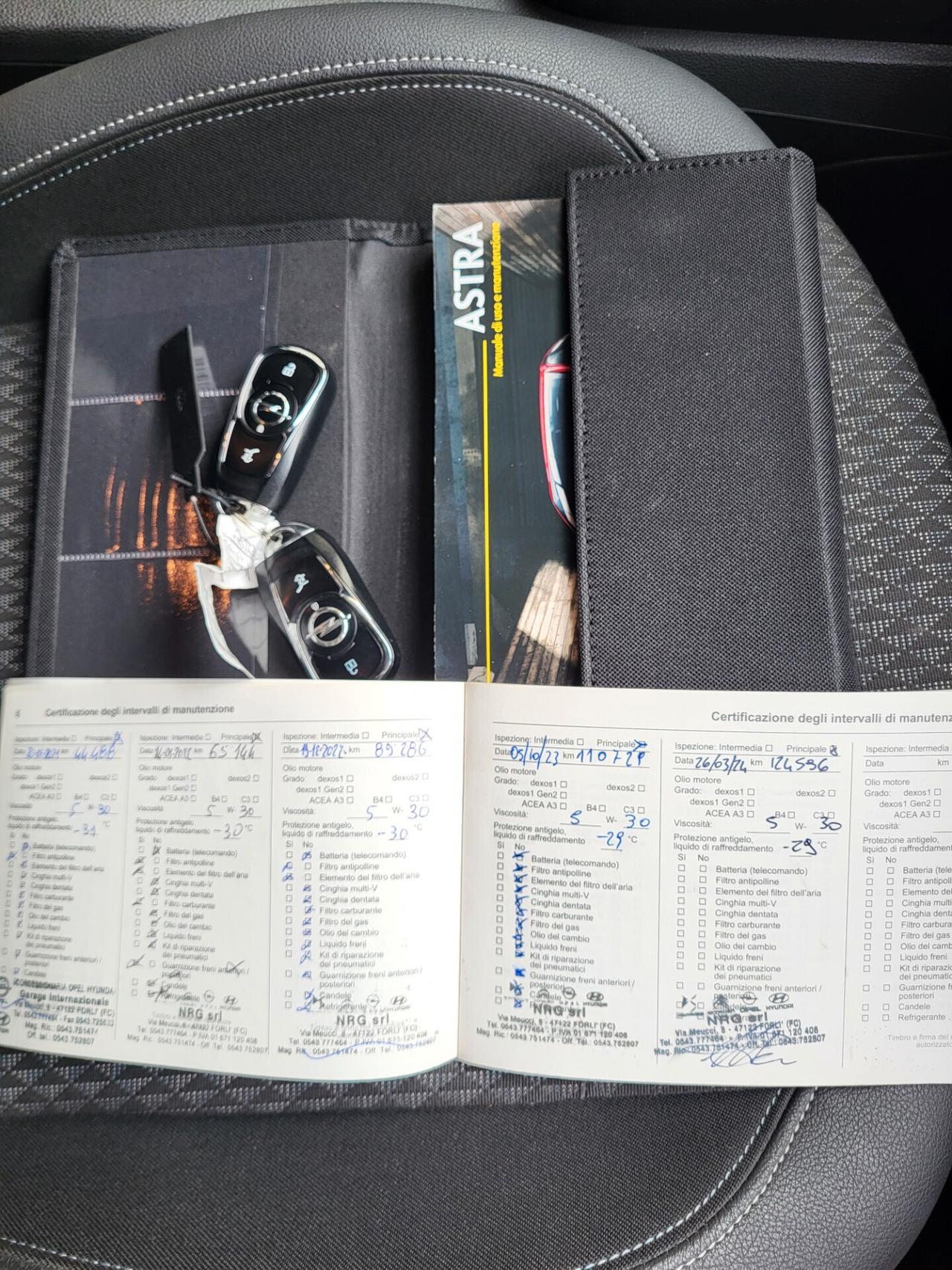 Opel Astra 1.6 CDTi 136CV Sports Tourer AUTOMATICA