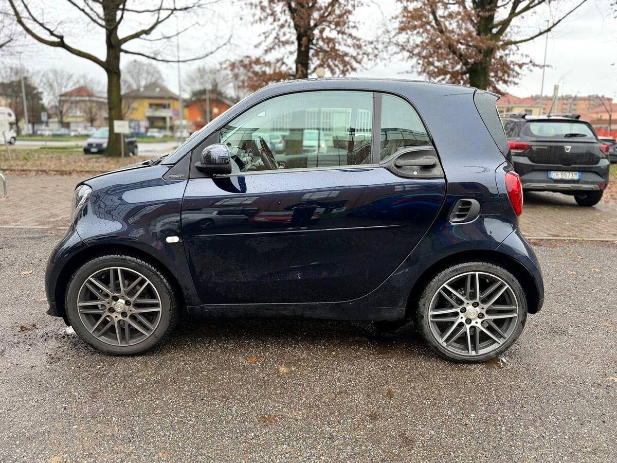 Smart Fortwo 0.9 t Brabus Xclusive 109cv twinamic