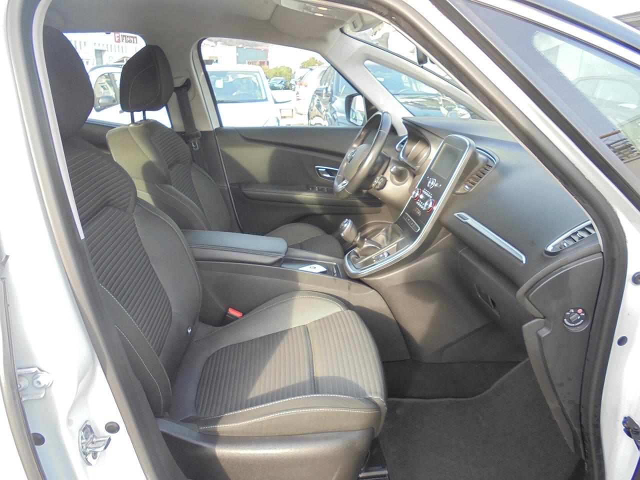 Renault Scenic Scénic dCi 130 CV Energy Sport Edition2