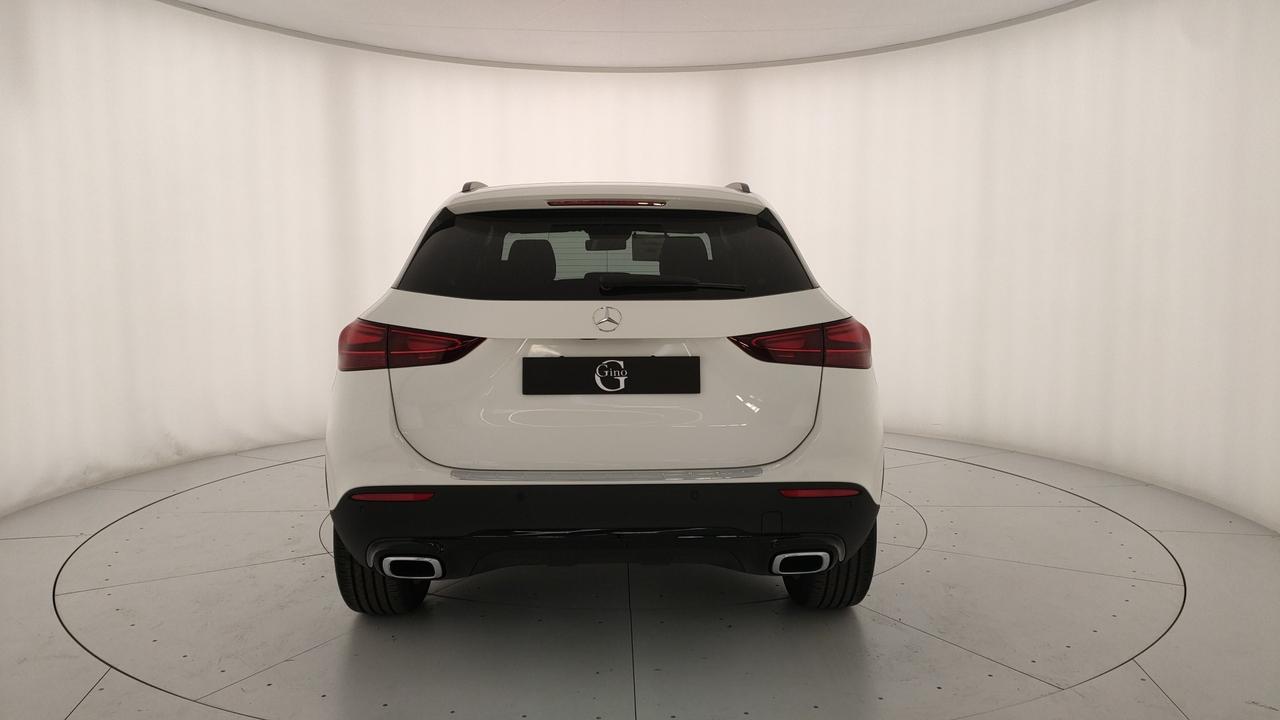 Mercedes-Benz GLA 200 d Automatic 4MATIC