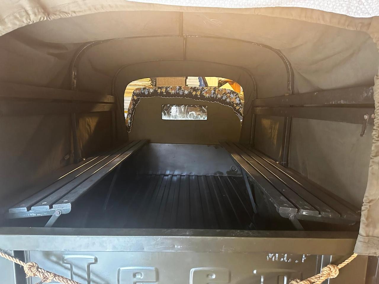 Jeep Kaiser M715