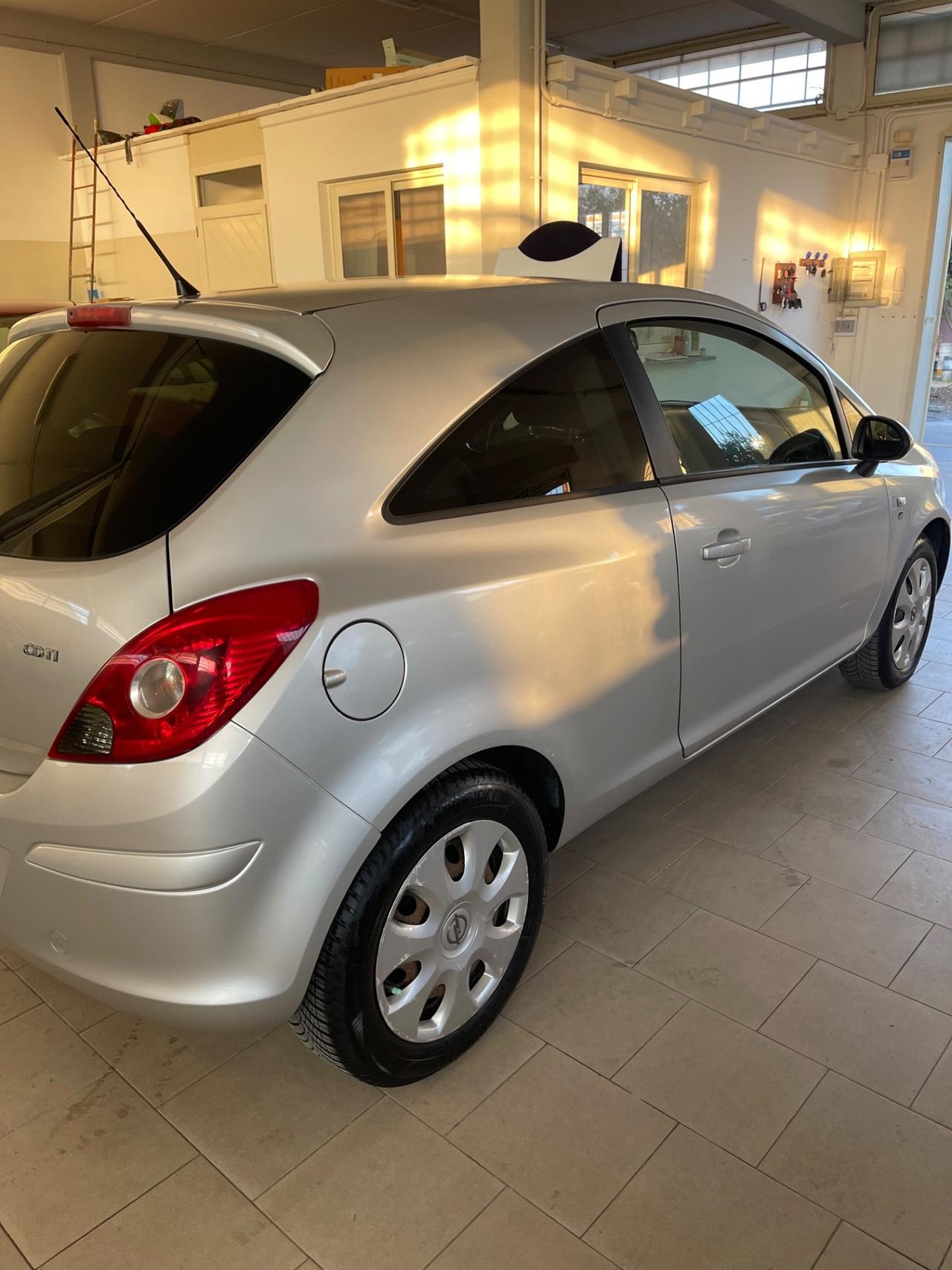 Opel Corsa 1.3 CDTI 95CV F.AP. 5 porte Cosmo