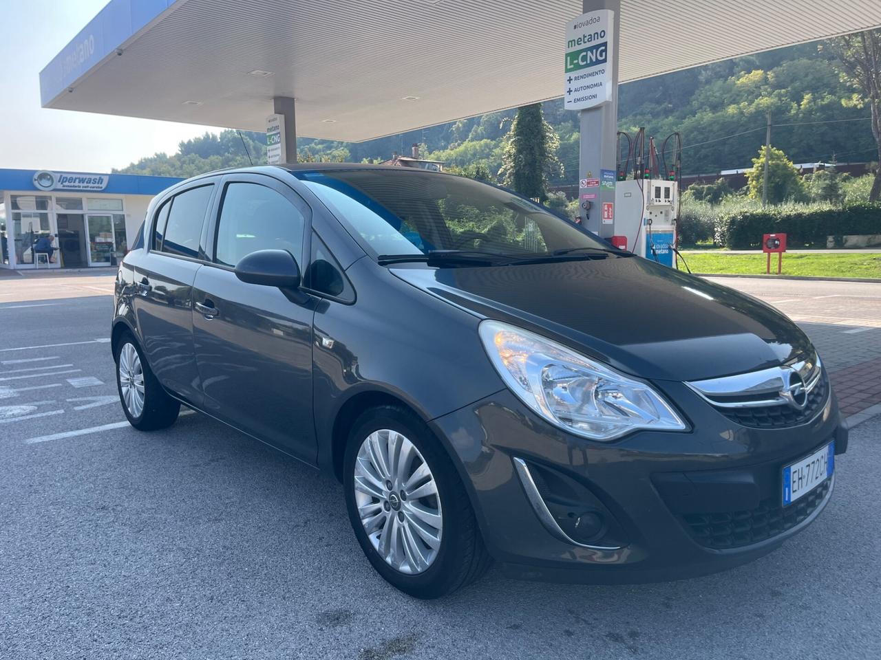 Opel Corsa 1.2 85CV 5 porte GPL-TECH Club