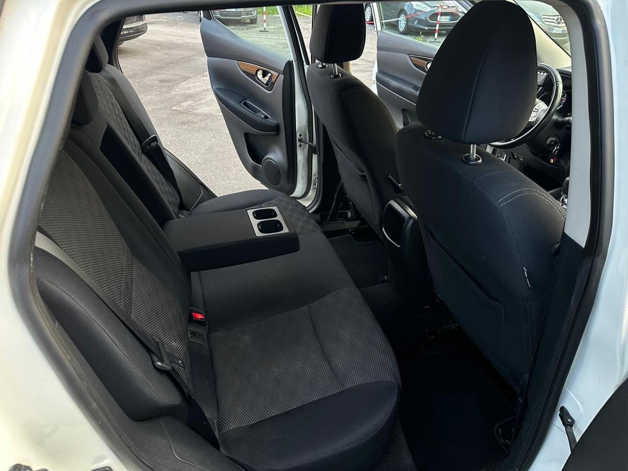 Nissan Qashqai 1.6 dCi 2WD Tekna 2016