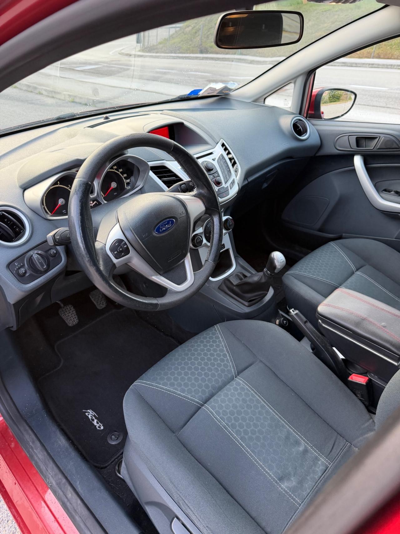 Ford Fiesta 1.2 Titanium Neopatentati