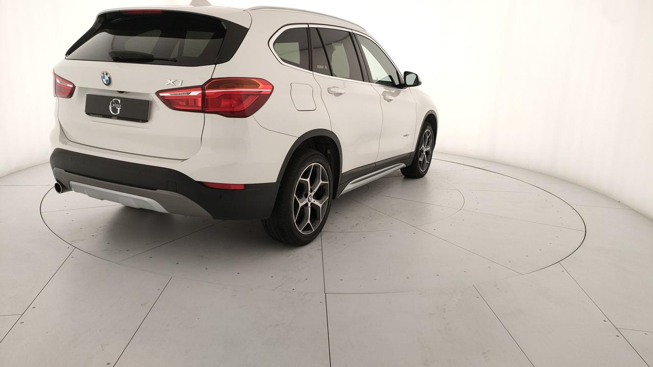 BMW X1 sdrive18d xLine auto