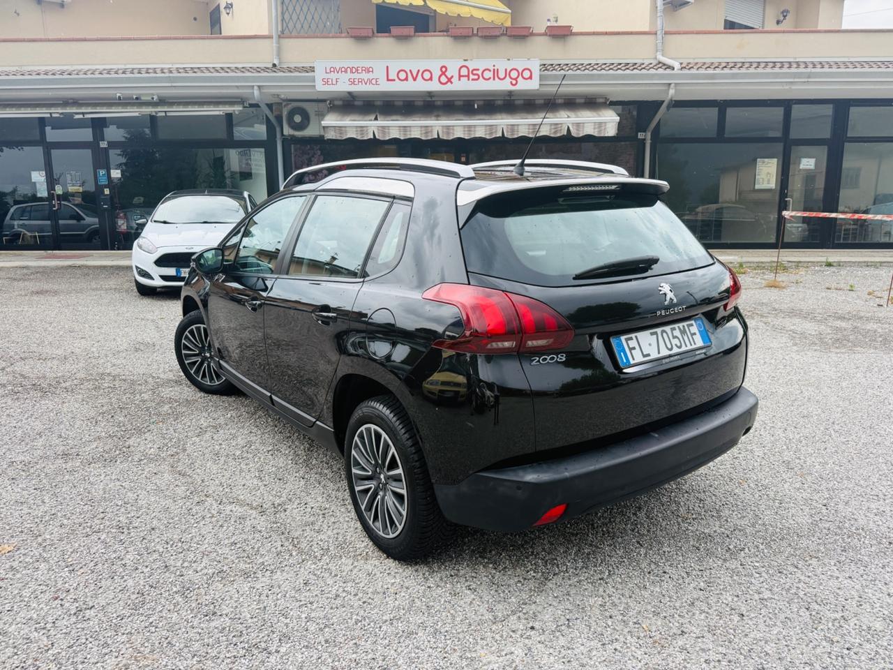 Peugeot 2008 82cv Active 110.000km!