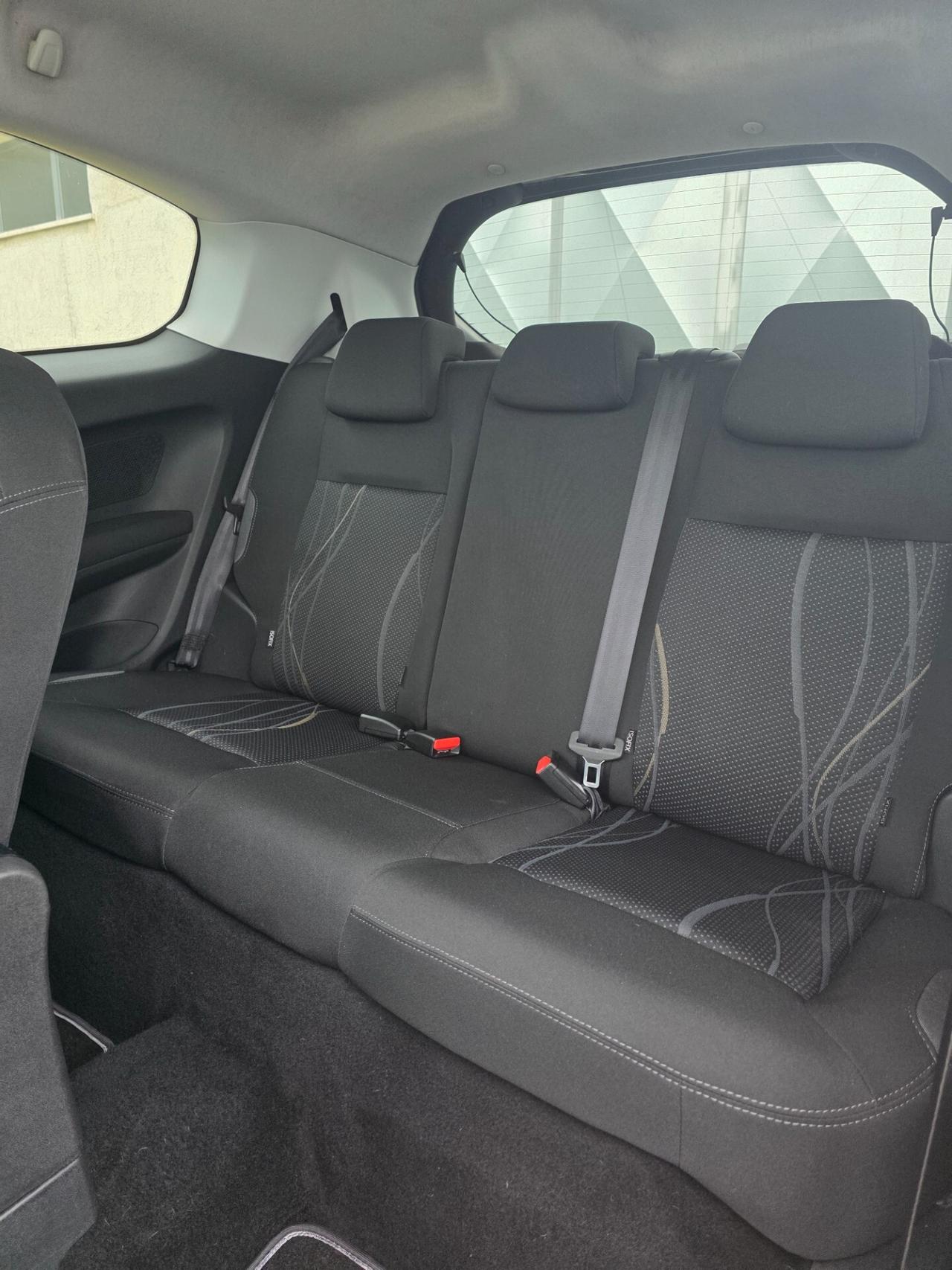 Peugeot 208 1.4 HDi 68 CV 3 porte Allure