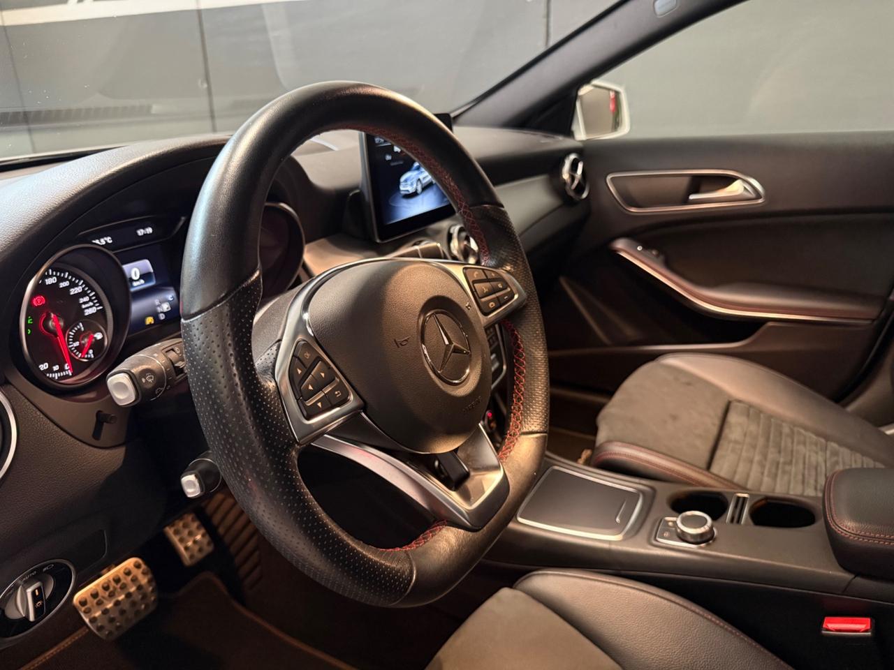 Mercedes-benz GLA 220 d Premium Amg