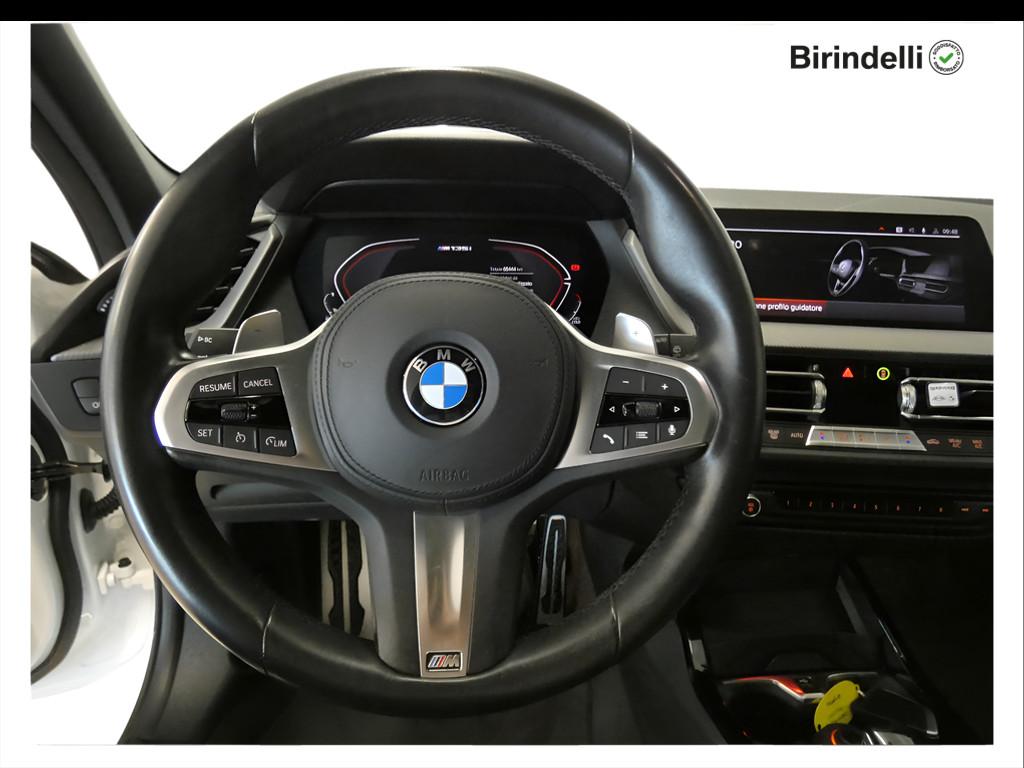 BMW Serie 1 (F40) - M 135i xDrive