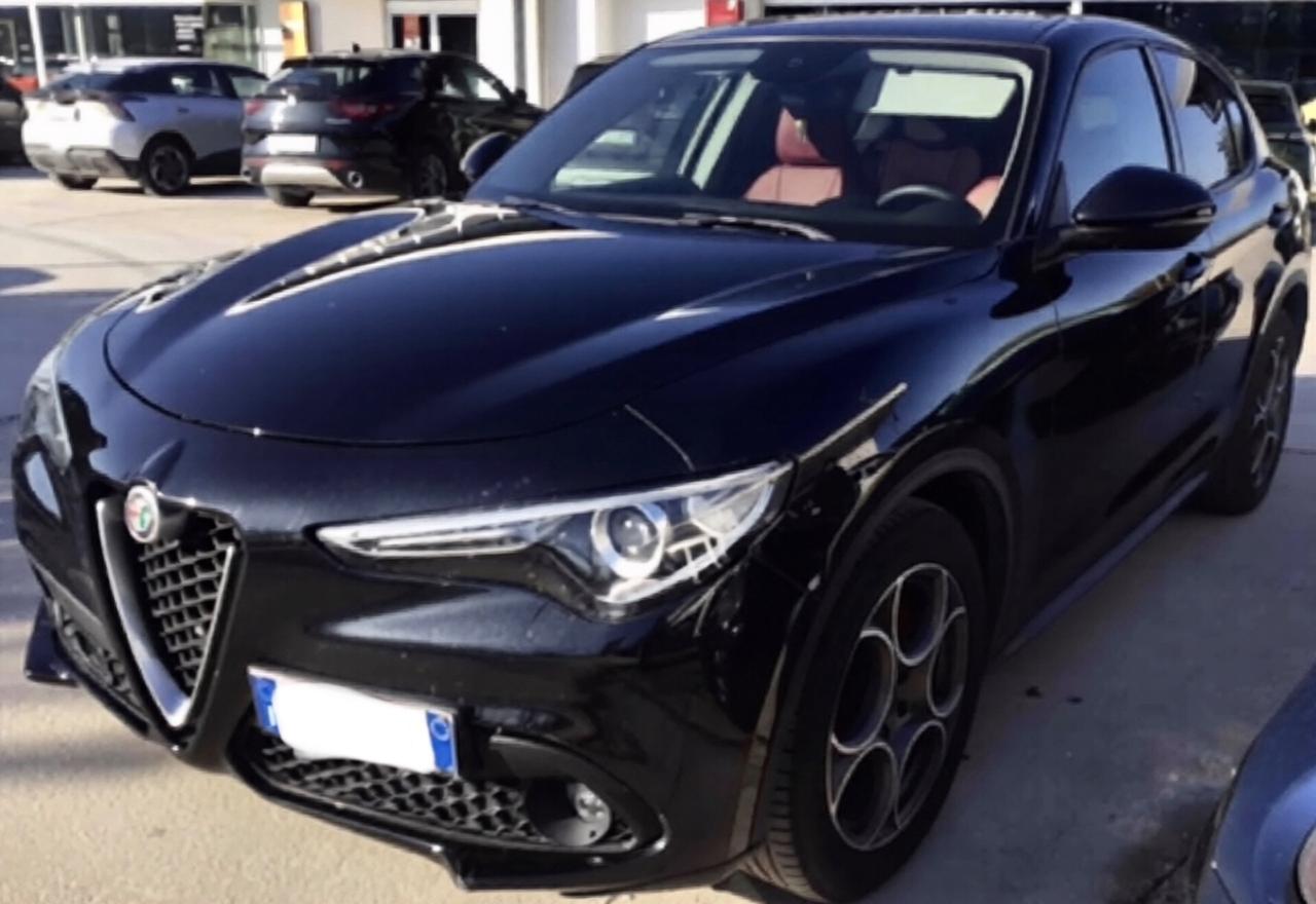 Alfa Romeo Stelvio 2.2 Turbodiesel 150 CV AT8 RWD Super