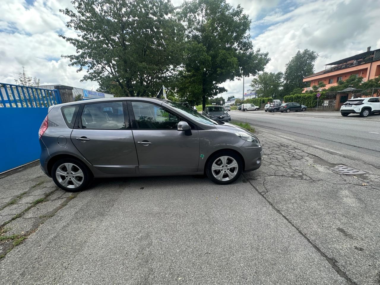 Renault Scenic Scénic X-Mod 1.5 dCi 110CV Luxe