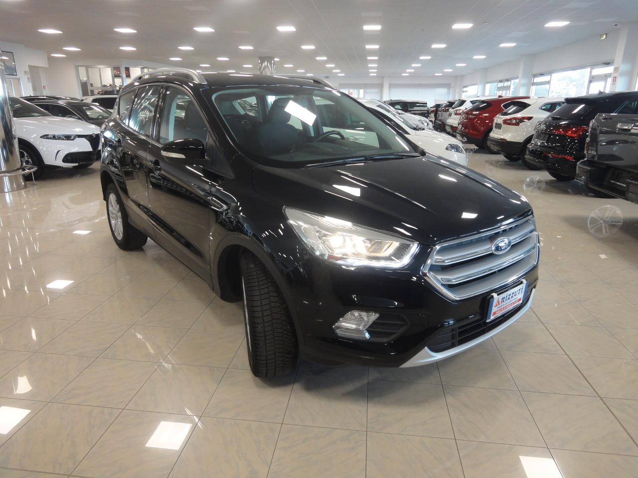 Ford Kuga 1.5 TDCI 120 CV S&S 2WD Powershift Business