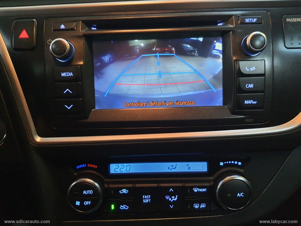 TOYOTA Auris 1.8 Hybrid Lounge