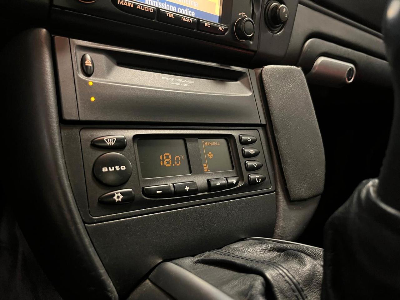 Porsche 911 Carrera 4S cat Coupé