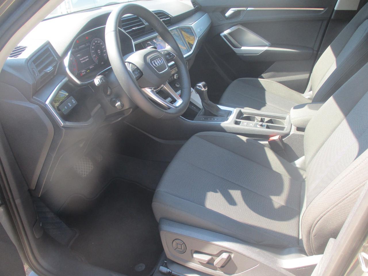 Audi Q3 SPB 35 TFSI S tronic Business Plus