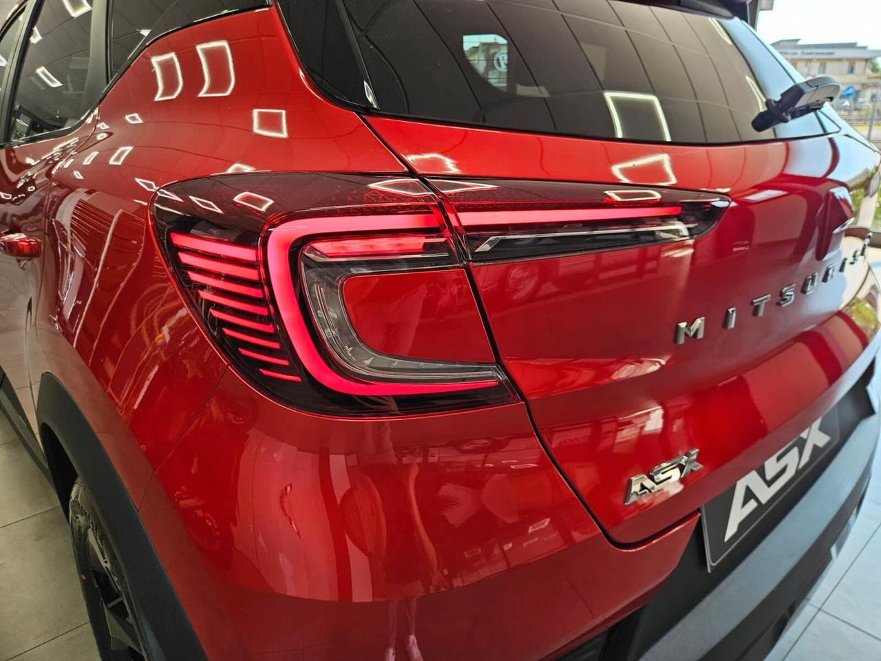 Mitsubishi ASX DISPONIBILE IN VARIE COLORAZIONI E ALLESTIMENTI - CONCESSIONARIO UFFICIALE