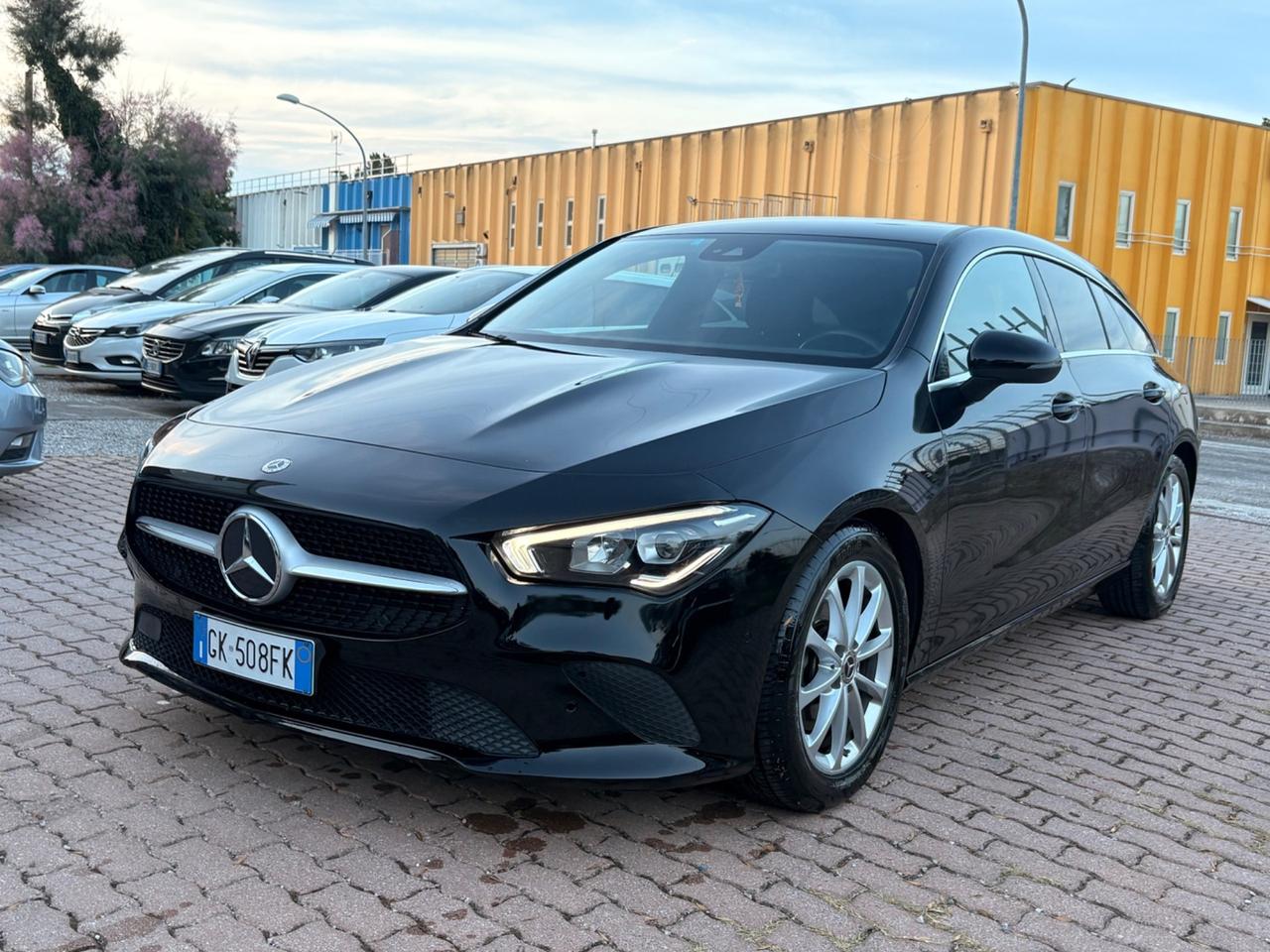 Mercedes-benz CLA 180 d Automatic Shooting Brake Executive