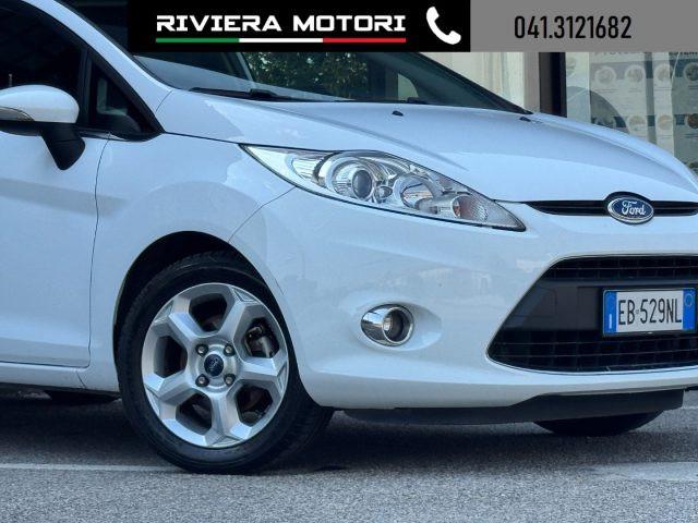 FORD Fiesta 1.4 5 porte Bz.- GPL Titanium
