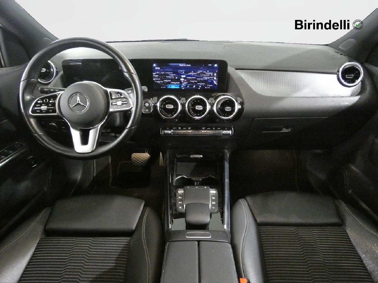 Mercedes-Benz GLA (H247) - GLA 200 d Automatic 4Matic Sport Plus