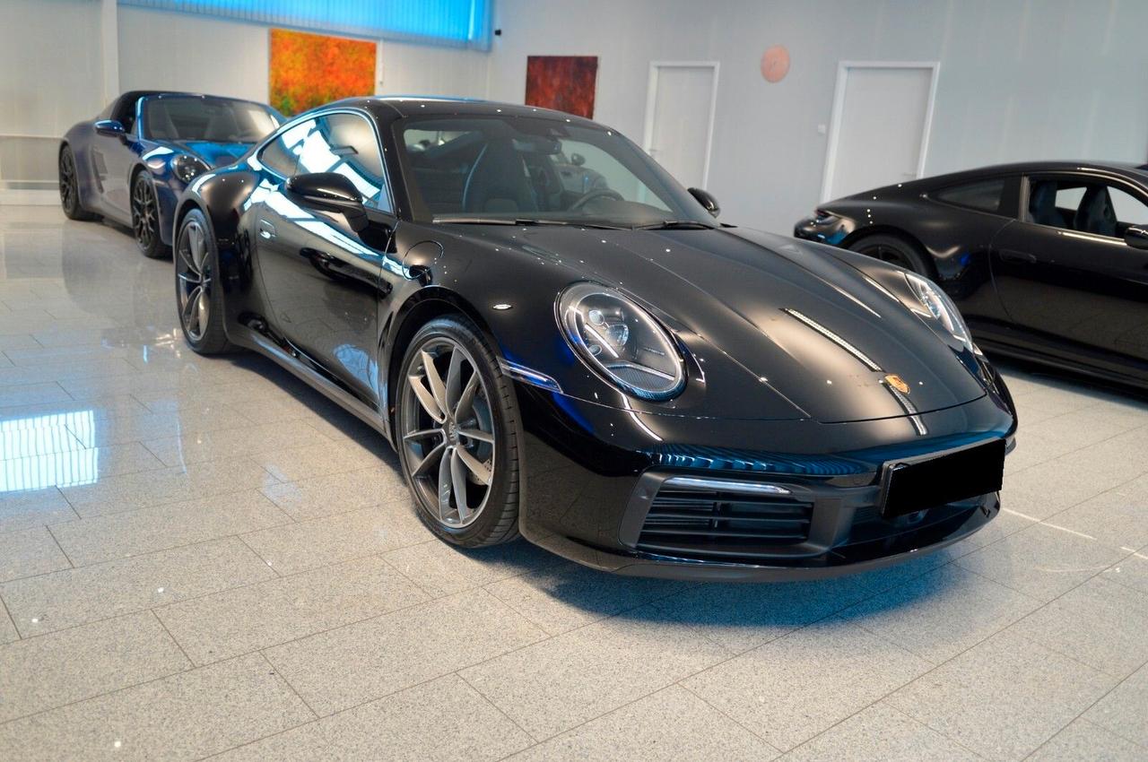 Porsche 911 Carrera