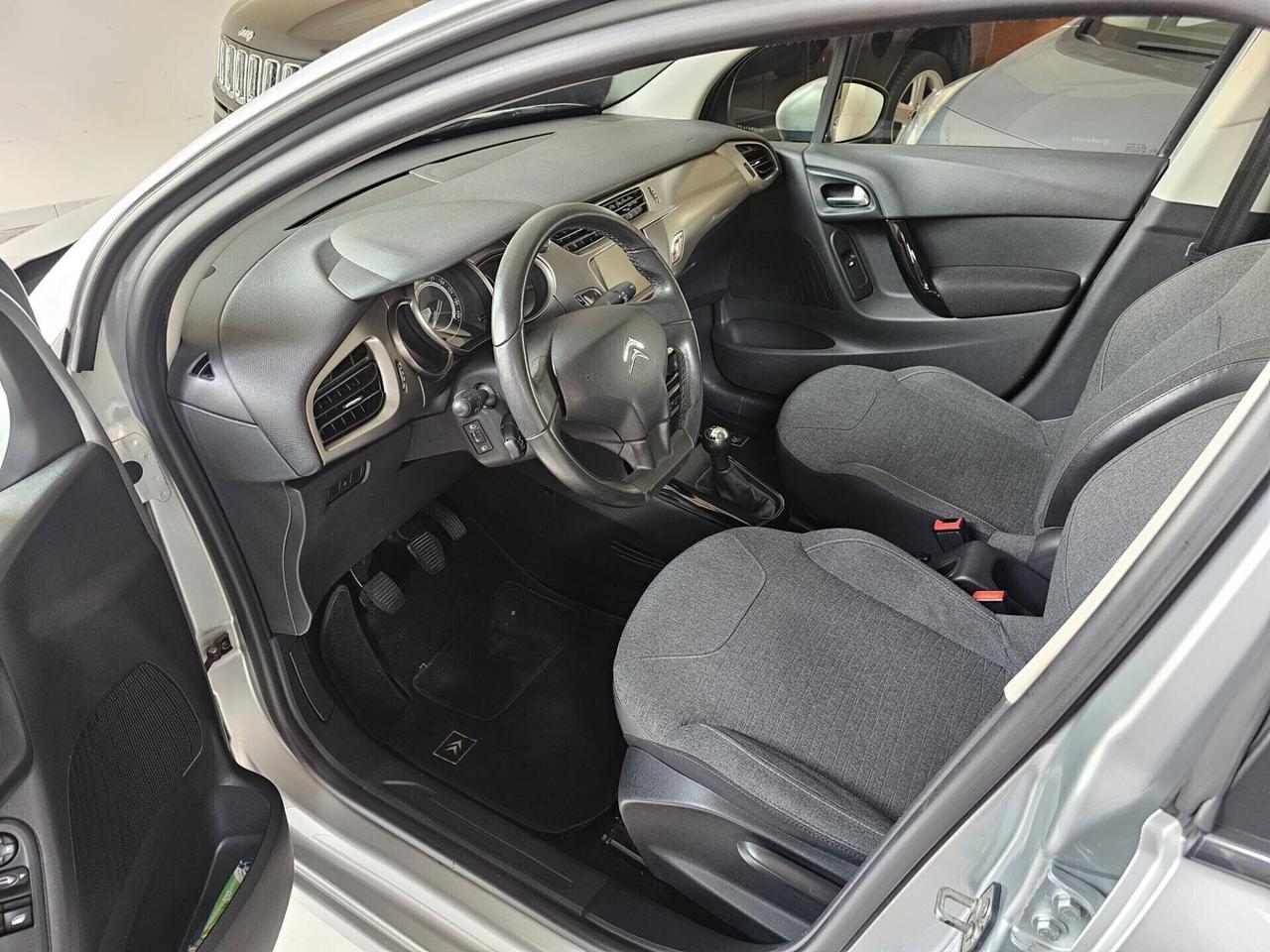 Citroen C3 PureTech 82 Live Edition