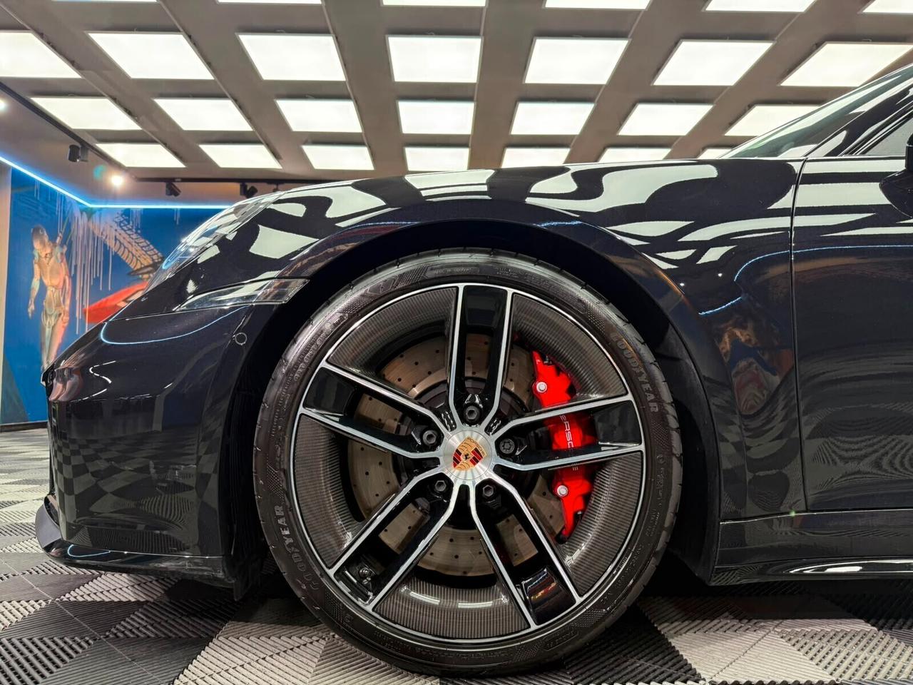 Porsche 911 Carrera GTS (283)