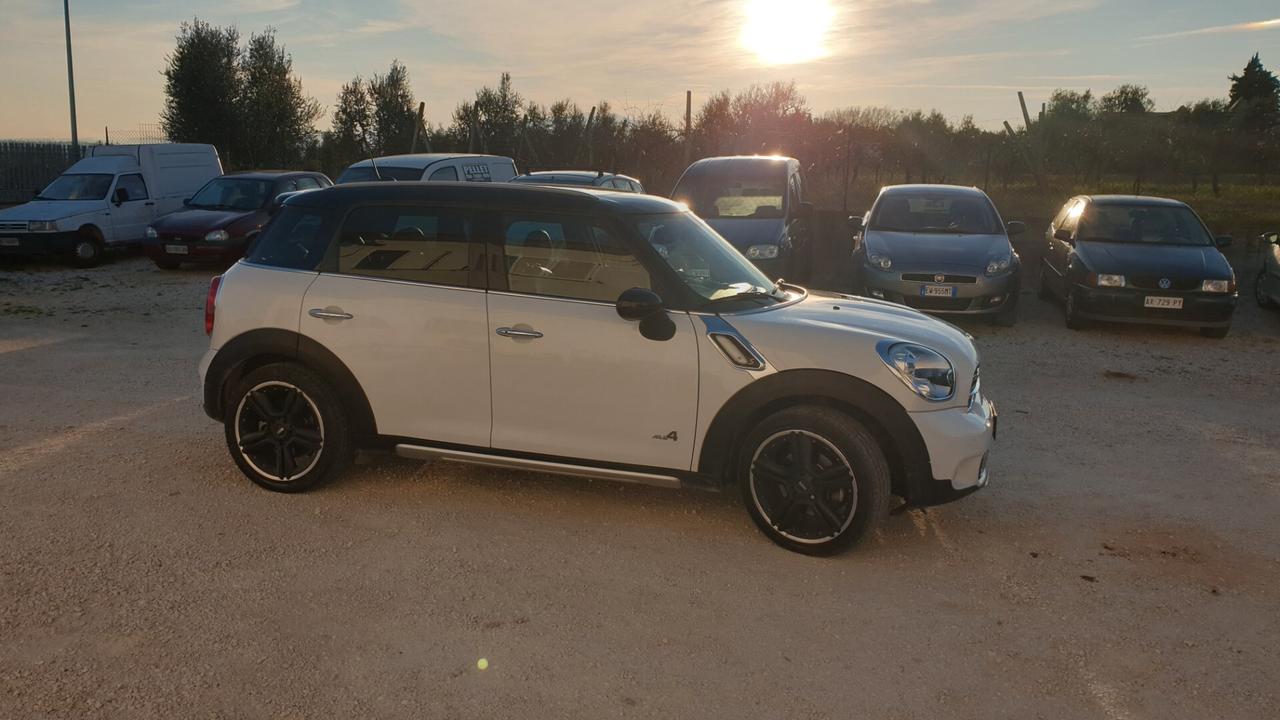 Mini Cooper SD 2.0Countryman ALL4 Automatica 143cv