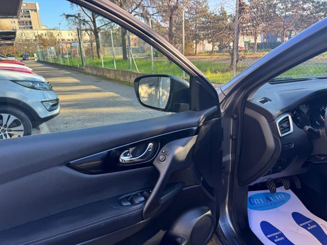 NISSAN Qashqai 1.5 dCi Tekna 110CV NAVI+RETR.