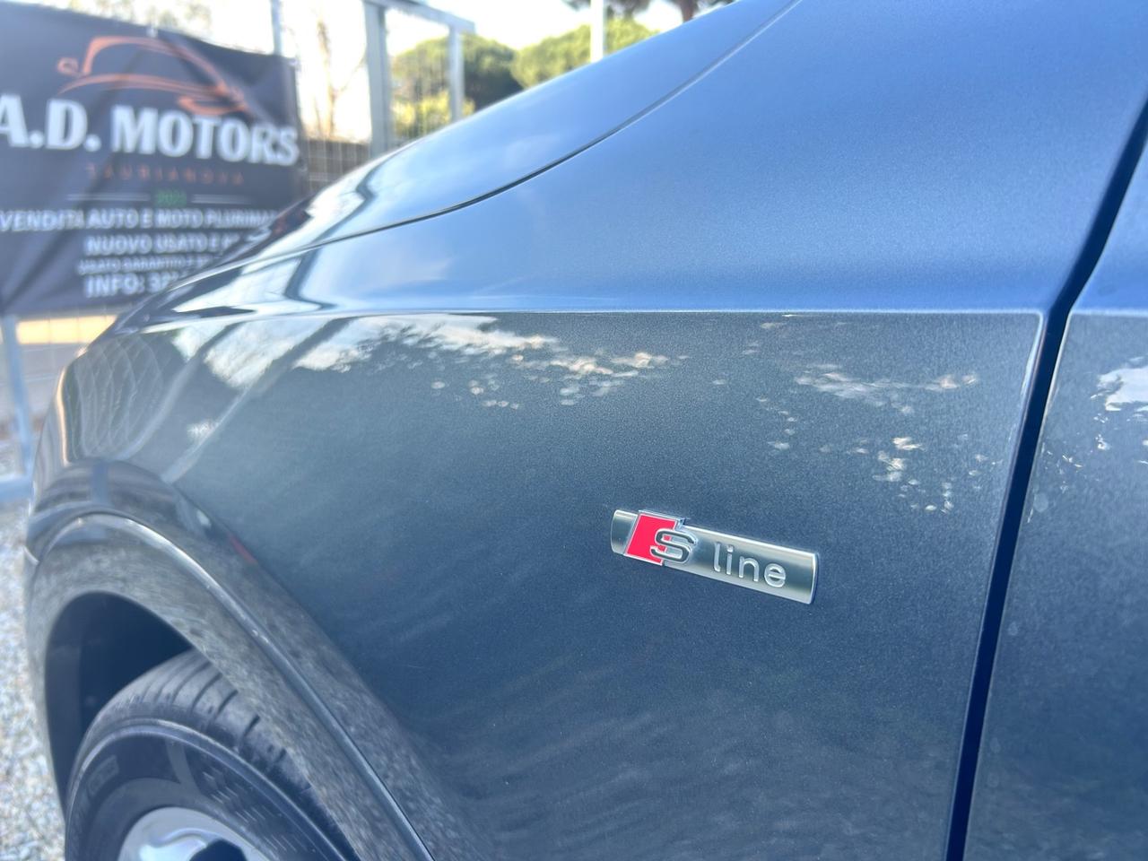 Audi Q3 2.0 TDI 120 CV S tronic line Edition