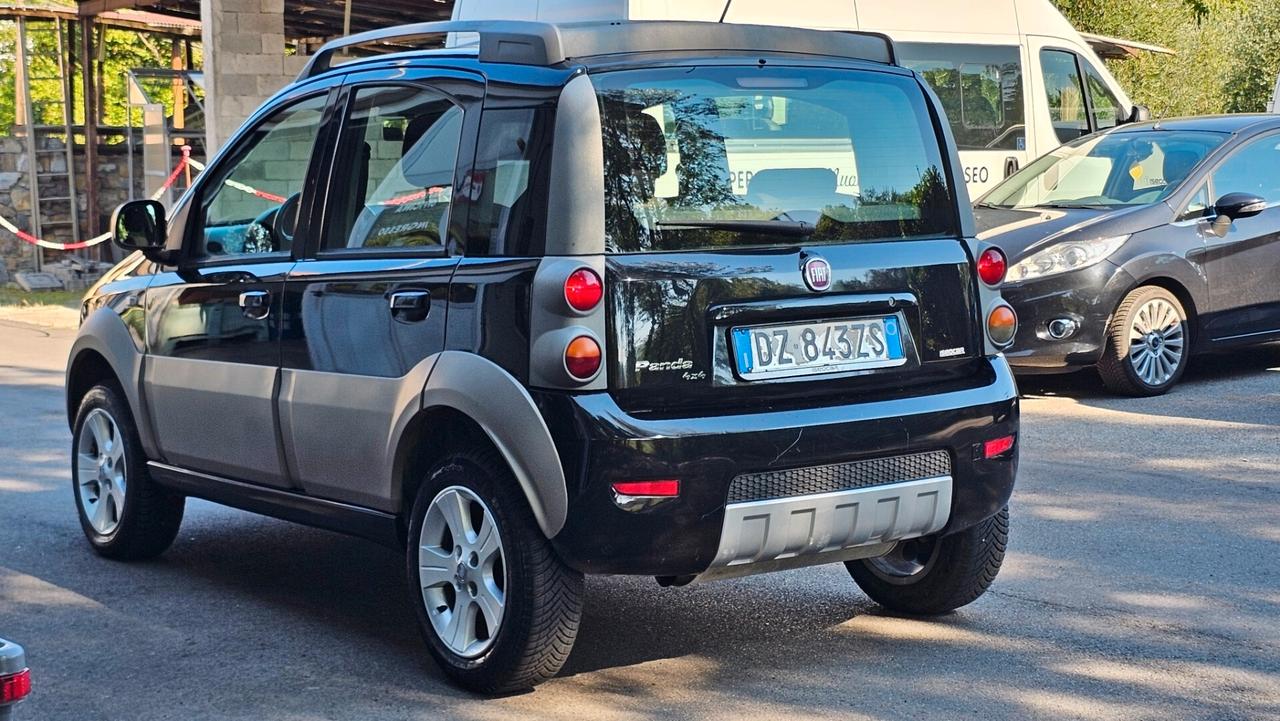 Fiat Panda 1.3 MJT 16V 4x4 Cross -ok neopatentati--